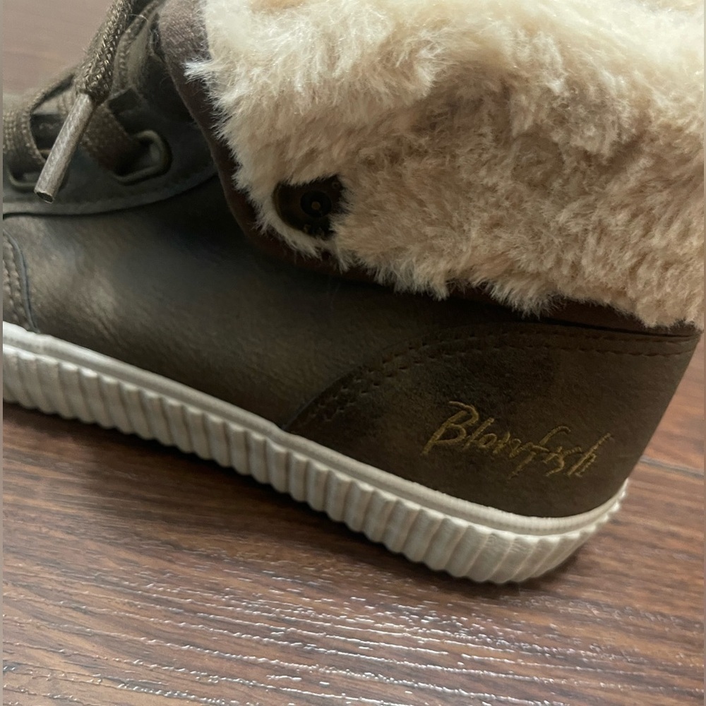 Blowfish Malibu Women's Fold Down Sneaker Boot - Picture 4 of 13